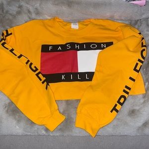 Women crop top